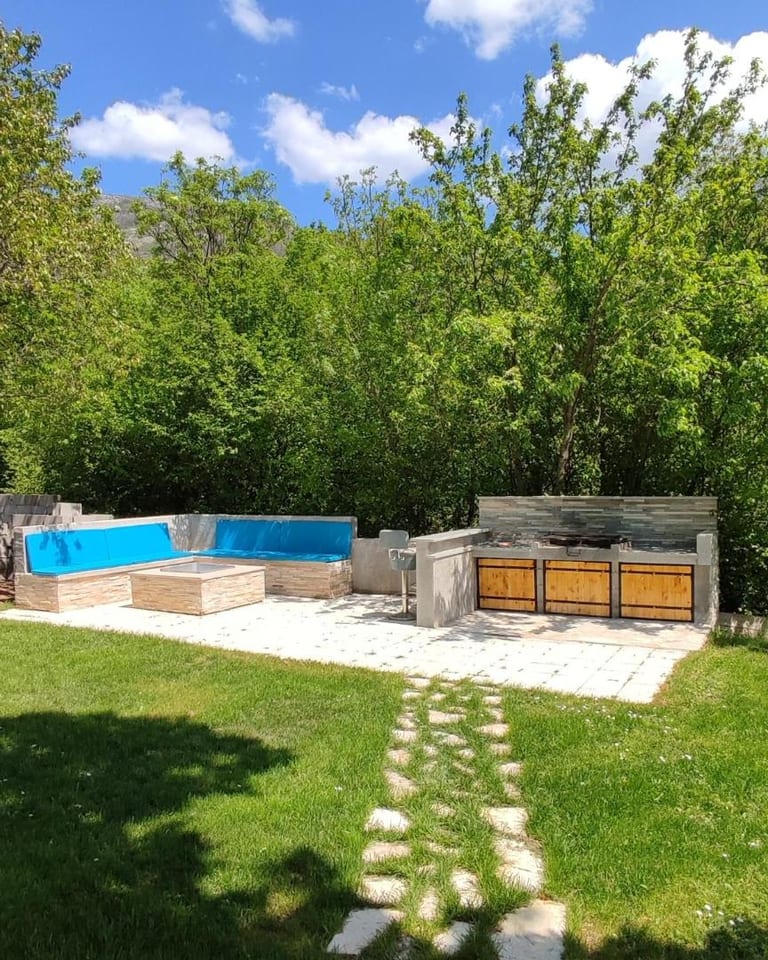 Getaway house Loko