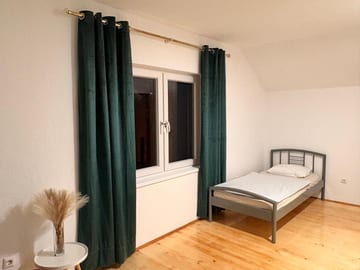 Photo 3 for holiday home RIVER HOUSE