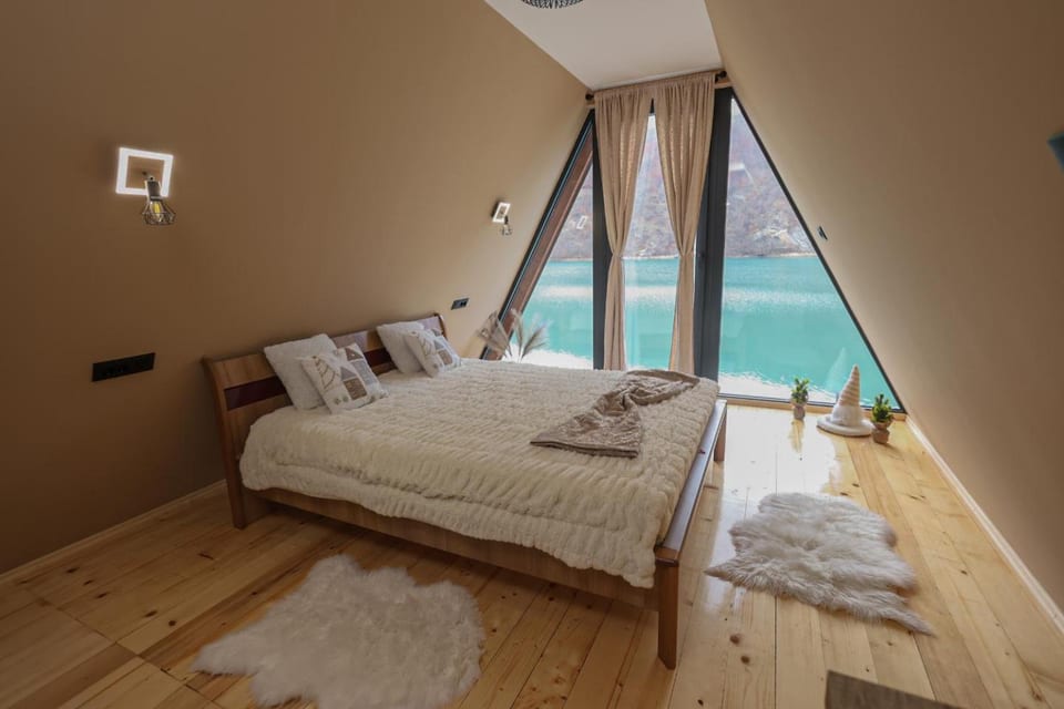 "Vista Frame" JAZ - lake view