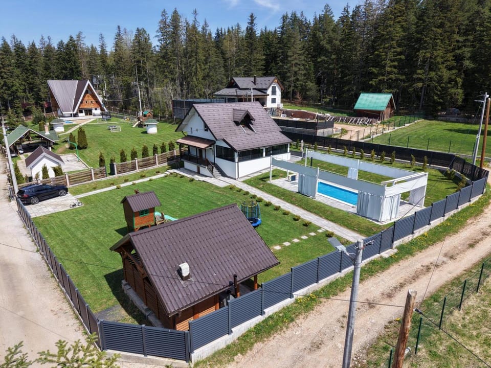 Best villa in nature with heated pool