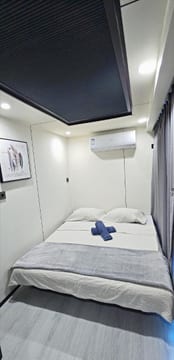 Photo 4 for APPLE the SMART CABIN