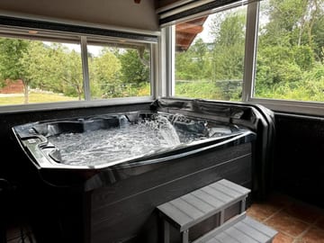 Photo 2 for Rijeka Villa - Spacious 4BR with Jacuzzi and Pool