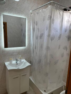 Fotografija 2 za Hills Holiday House
