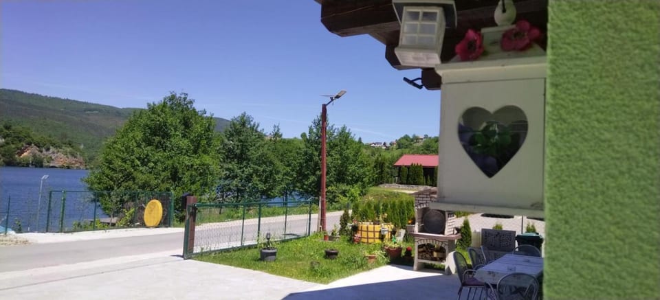 Villa sul lago