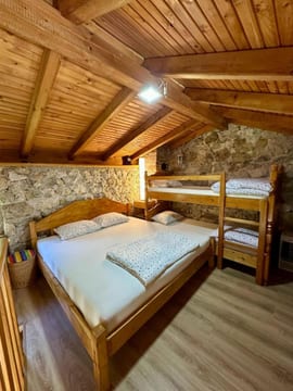 Fotografija 3 za Guest House Queen