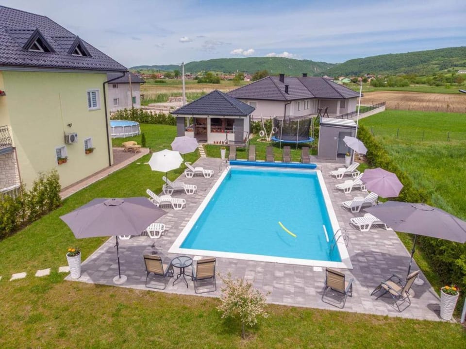 City villa Bihac