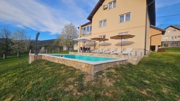 Photo 5 for Villa Green Oasis Jakuzzi&Swimming Pool