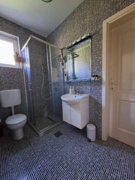 Photo 2 for Old Vineyard Estate