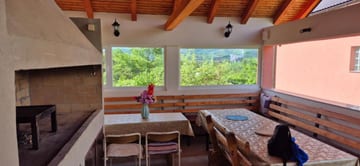 Photo 4 for Villa Miševići