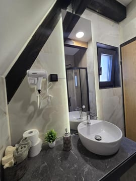 Fotografija 2 za JAGI Bungalovi Mrkonjic Grad