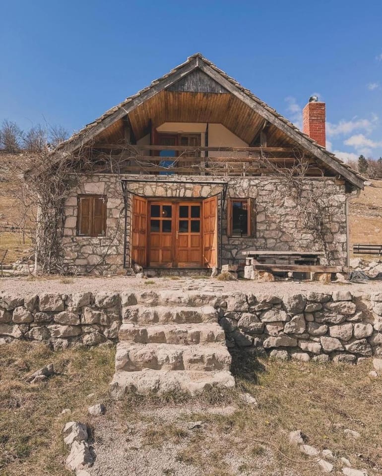 Mountain house Varda
