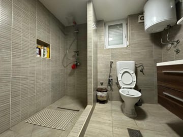 Photo 2 for Happy House