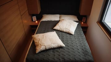 Fotografija 3 za Waterfall Glamping Cabin