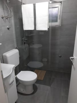 Fotografija 2 za Lahor