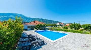 Photo 2 for Villa Nirvana