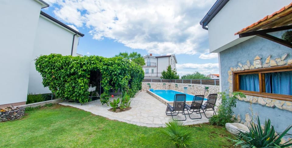 Estate - Villa Discovery