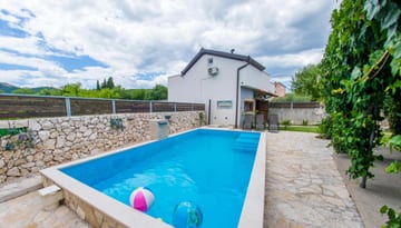 Photo 2 for Estate - Villa Discovery