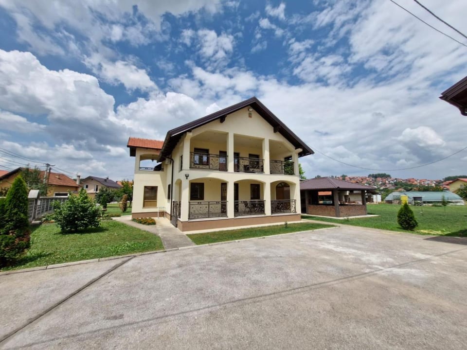 Hajr Villa
