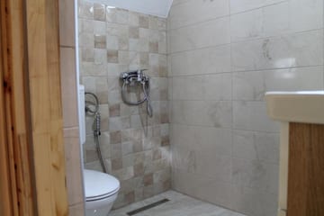 Photo 2 for Nadiaa Wood House