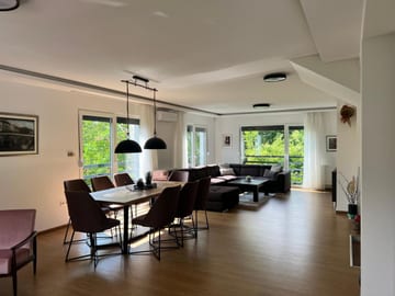 Photo 4 for Hillside Villa