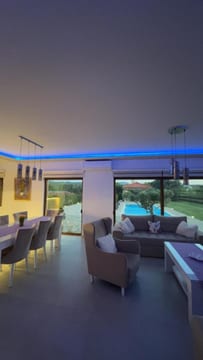 Photo 3 for Luxury Villa ROYAL
