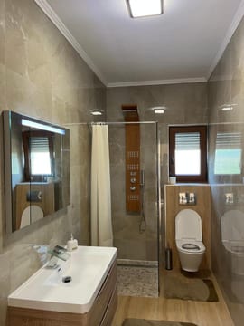 Photo 2 for Luxury Villa ROYAL