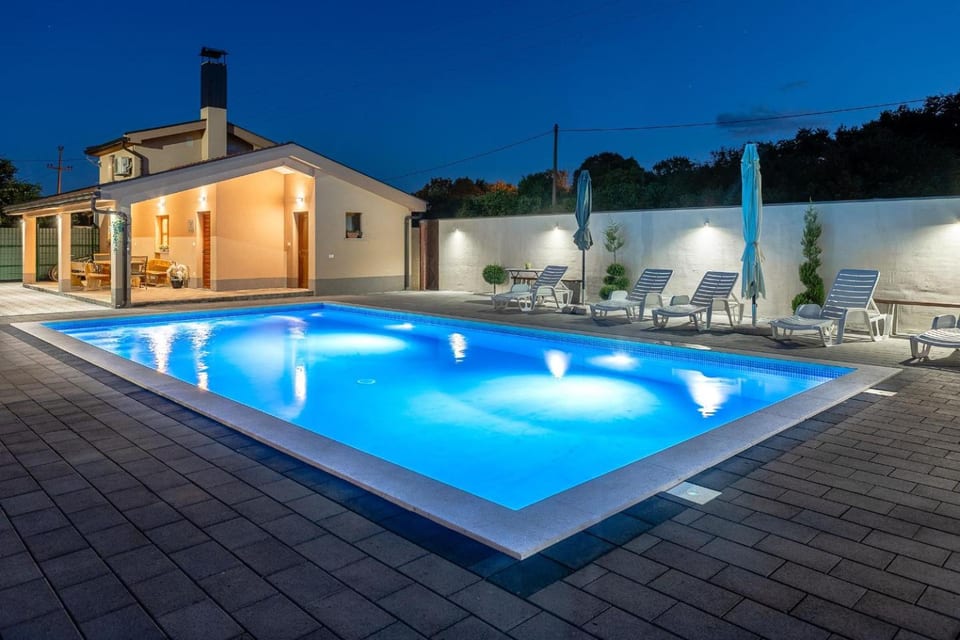 Villa Ambrić - Nature Escape