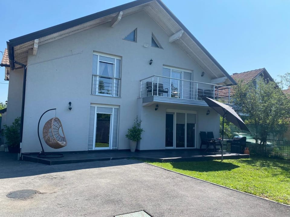 Murat villa