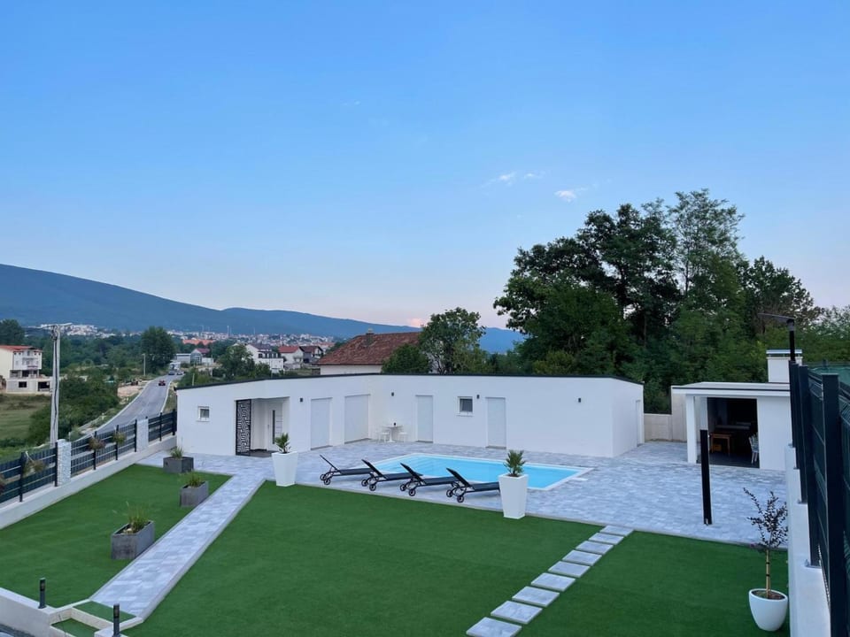 Casa La Familia